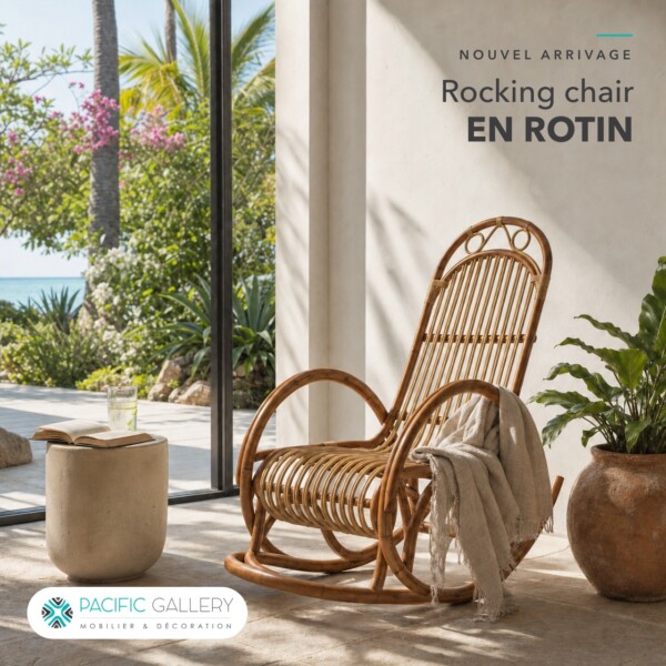 ROCKING CHAIR EN ROTIN
